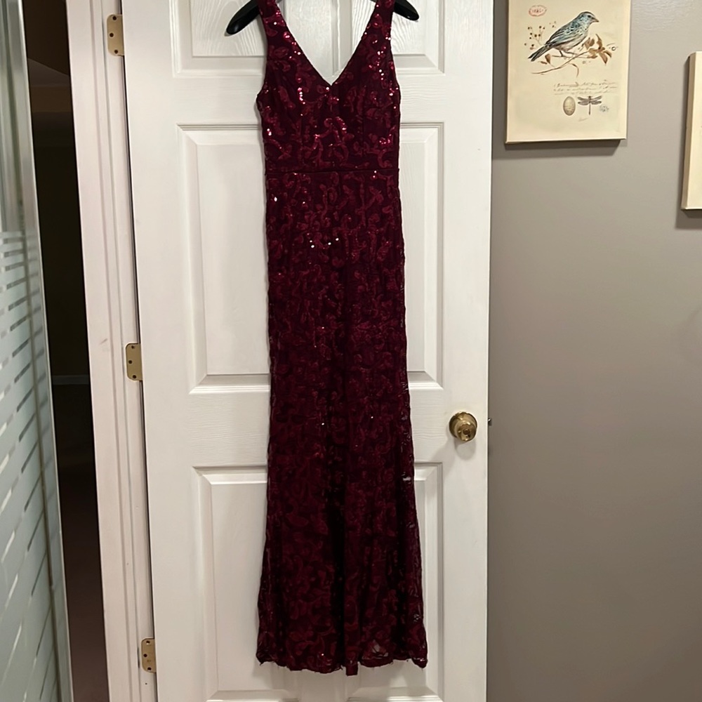 NWOT never worn! Gorgeous burgundy, sequined long dress/ gown (prom)